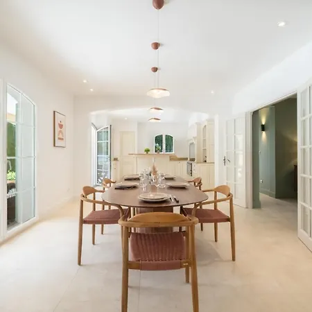 Jewel Of 280m With Infinity Pool In Absolute Calm Villa Roquefort-les-Pins