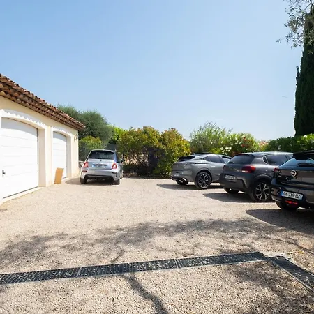 Jewel Of 280m With Infinity Pool In Absolute Calm Roquefort-les-Pins
